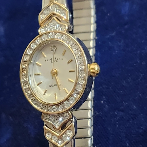 Vintage Y2K LA Express Womens iced out watch - Picture 4 of 7